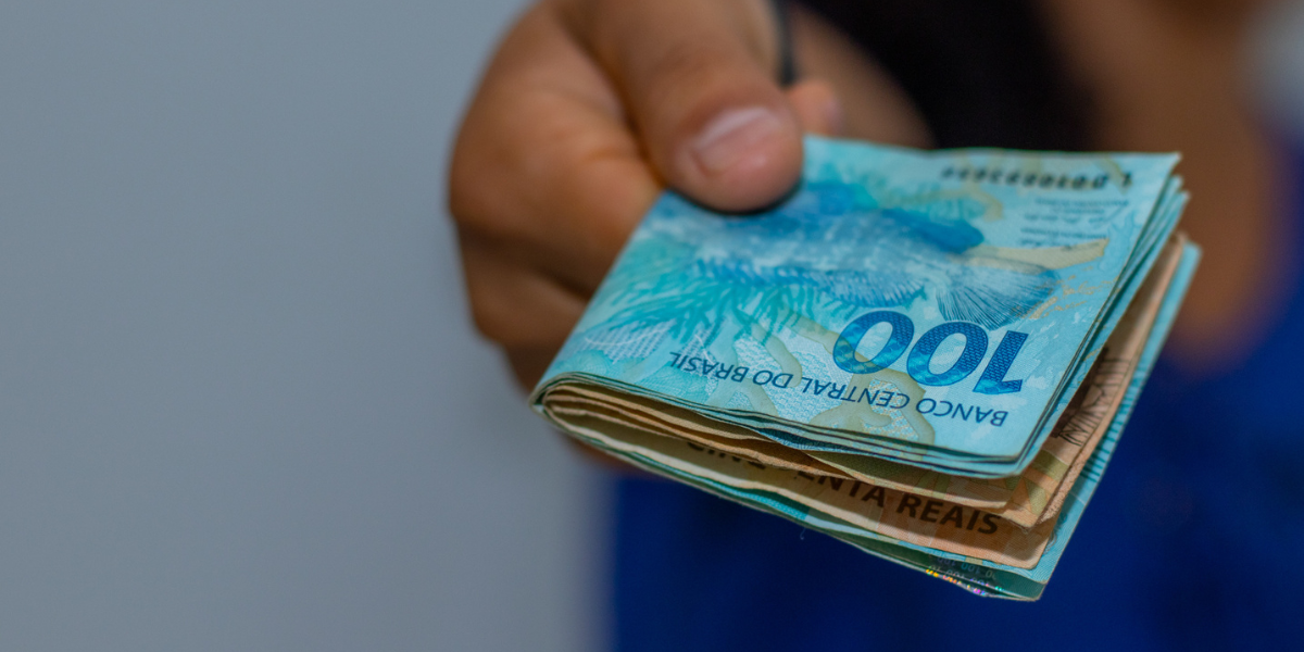 R$ 300 extras para gestantes e mães com crianças pequenas veja os requisitos