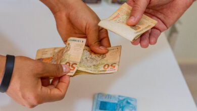 O salário mínimo e outros benefícios passaram por algumas alterações. Confira as mudanças.