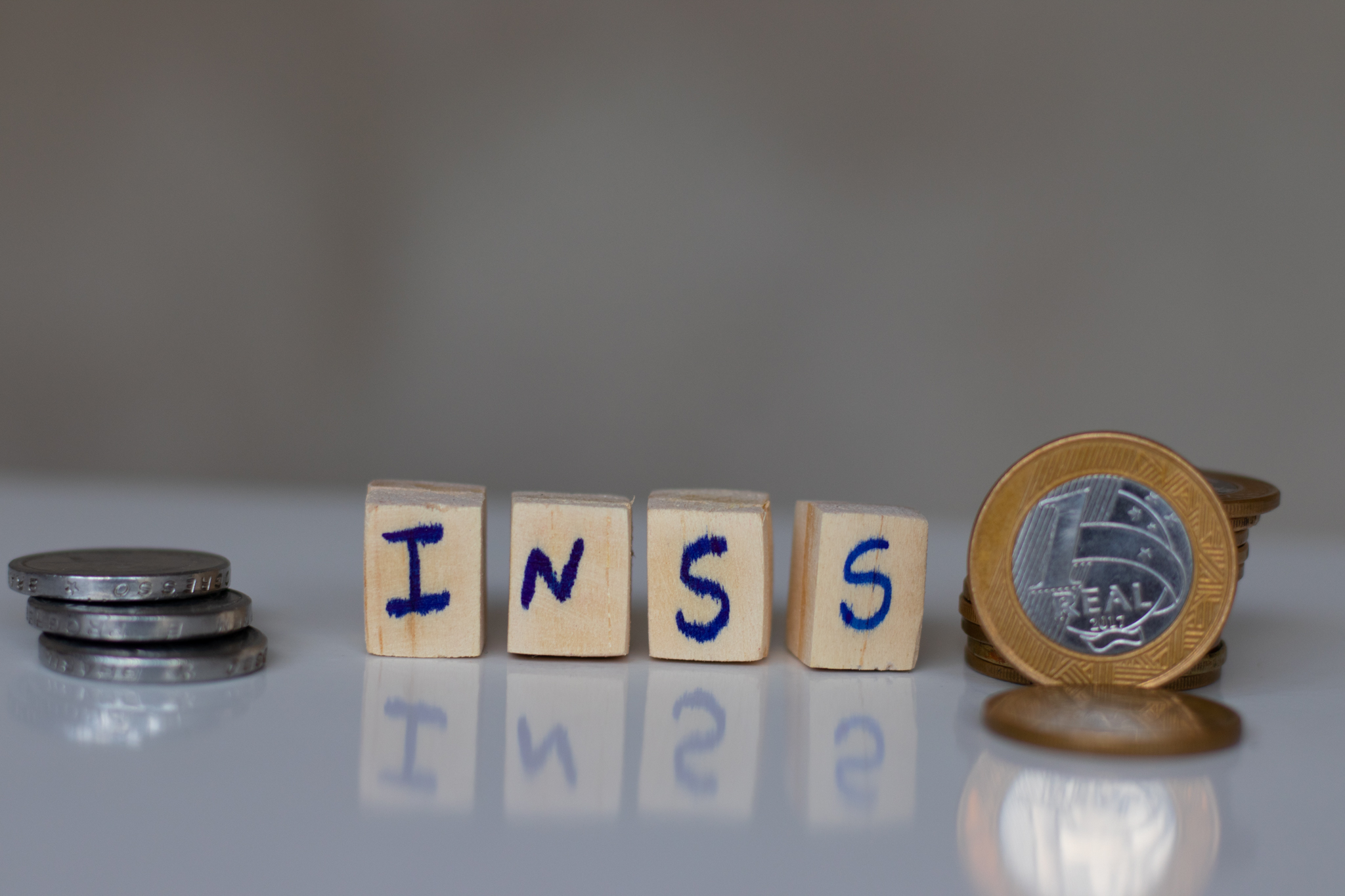 Os beneficiários do INSS devem ficar atentos à possibilidade de perderem benefícios.