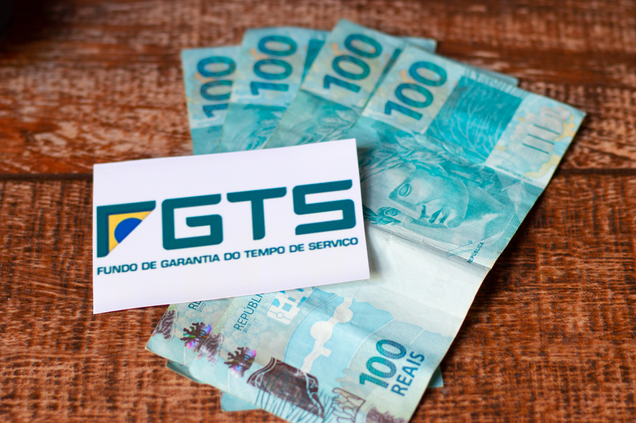 Se você recebeu o pagamento do FGTS por engano, veja como devolver.