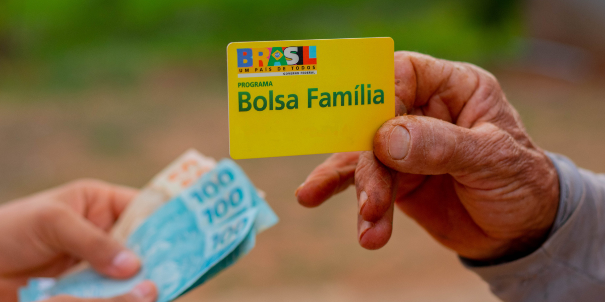 Bolsa Família EXIGE pesagem de homens Veja a verdade e entenda as regras