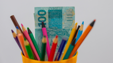 Cartão Material Escolar de até R$ 320 já foi liberado confira se seu filho foi contemplado