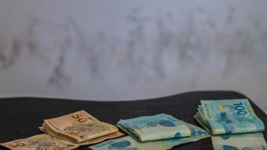 Celetistas podem receber até 2 salários no mês, desde que cumpram algumas regras SIMPLES