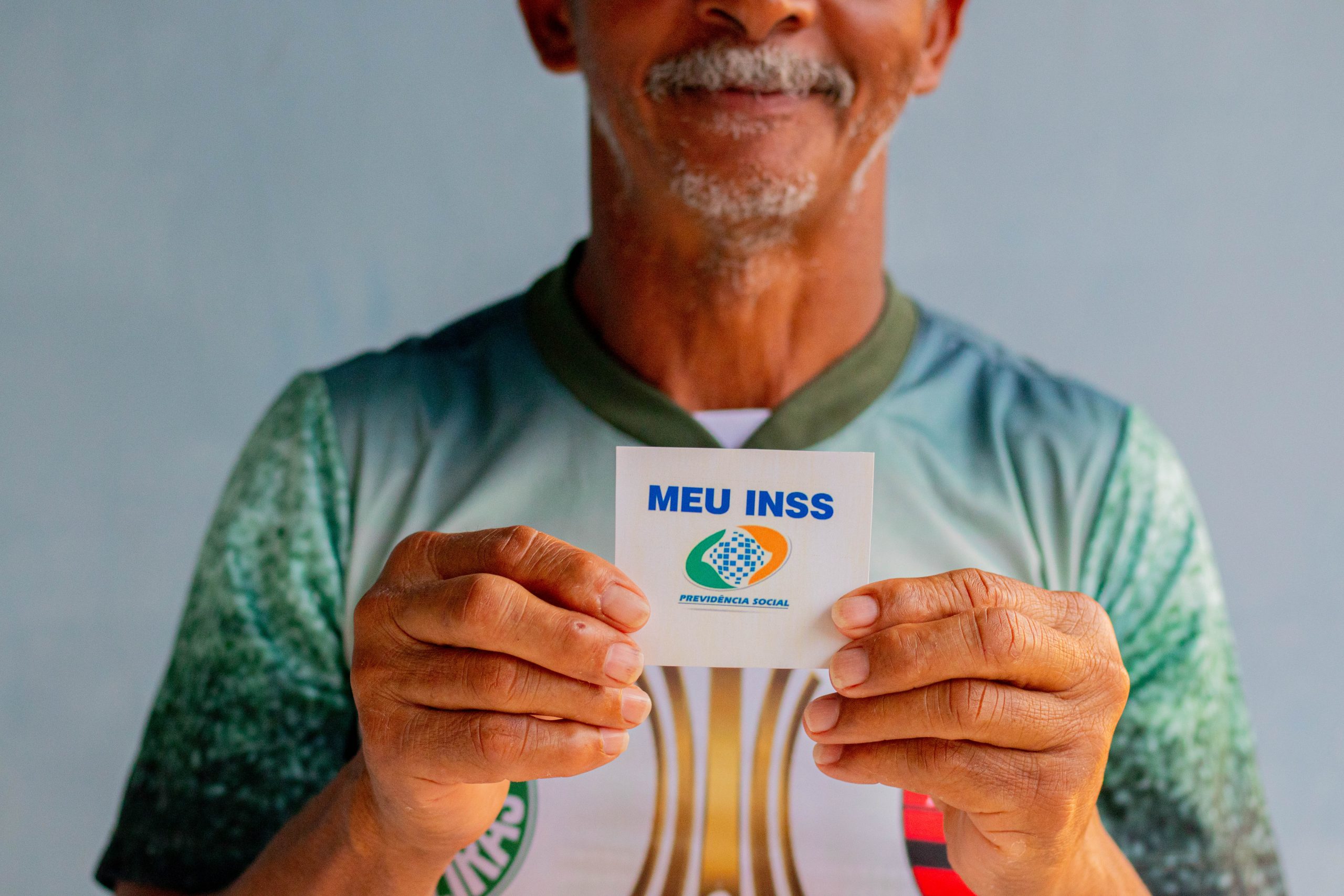 Aposentado, você pode receber R$ 150 a mais todos os meses com esta ferramenta. Confira.