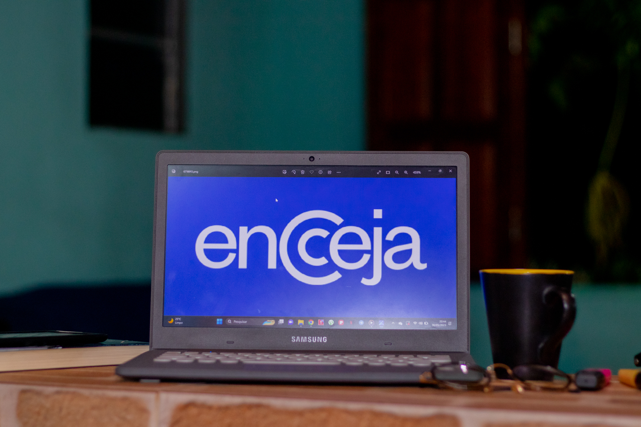Vai aprticipar do Encceja 2025? Veja como funciona o procedimento.
