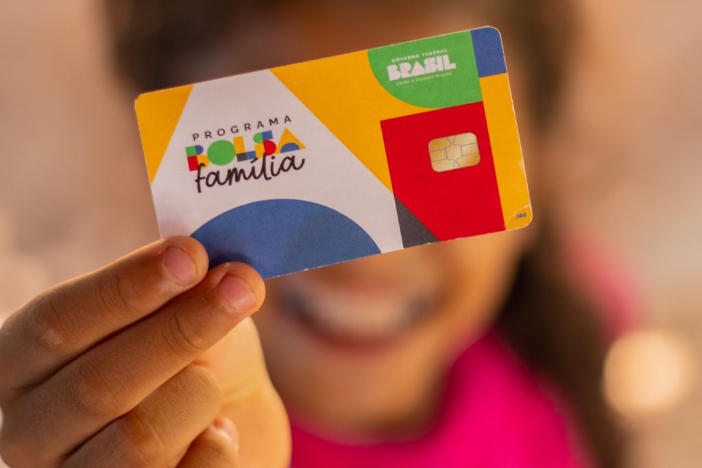 Esperando pelo aumento do Bolsa Família? Veja se vai acontecer após o Carnaval.