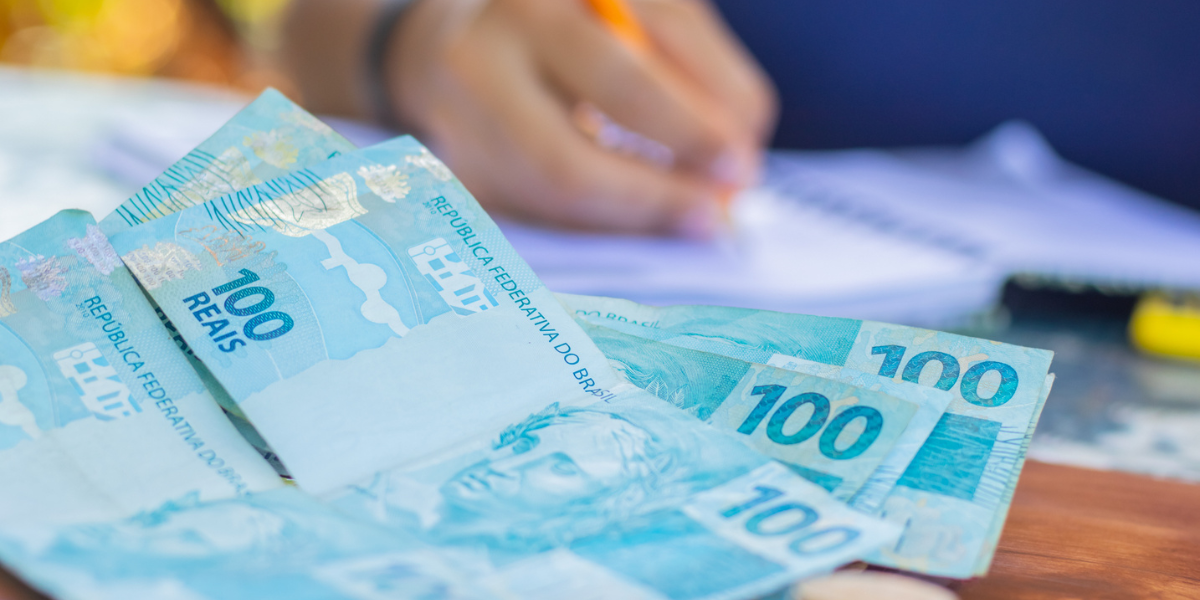 Jovens do CadÚnico podem faturar de R$ 150 a R$ 225 por mês – veja como receber