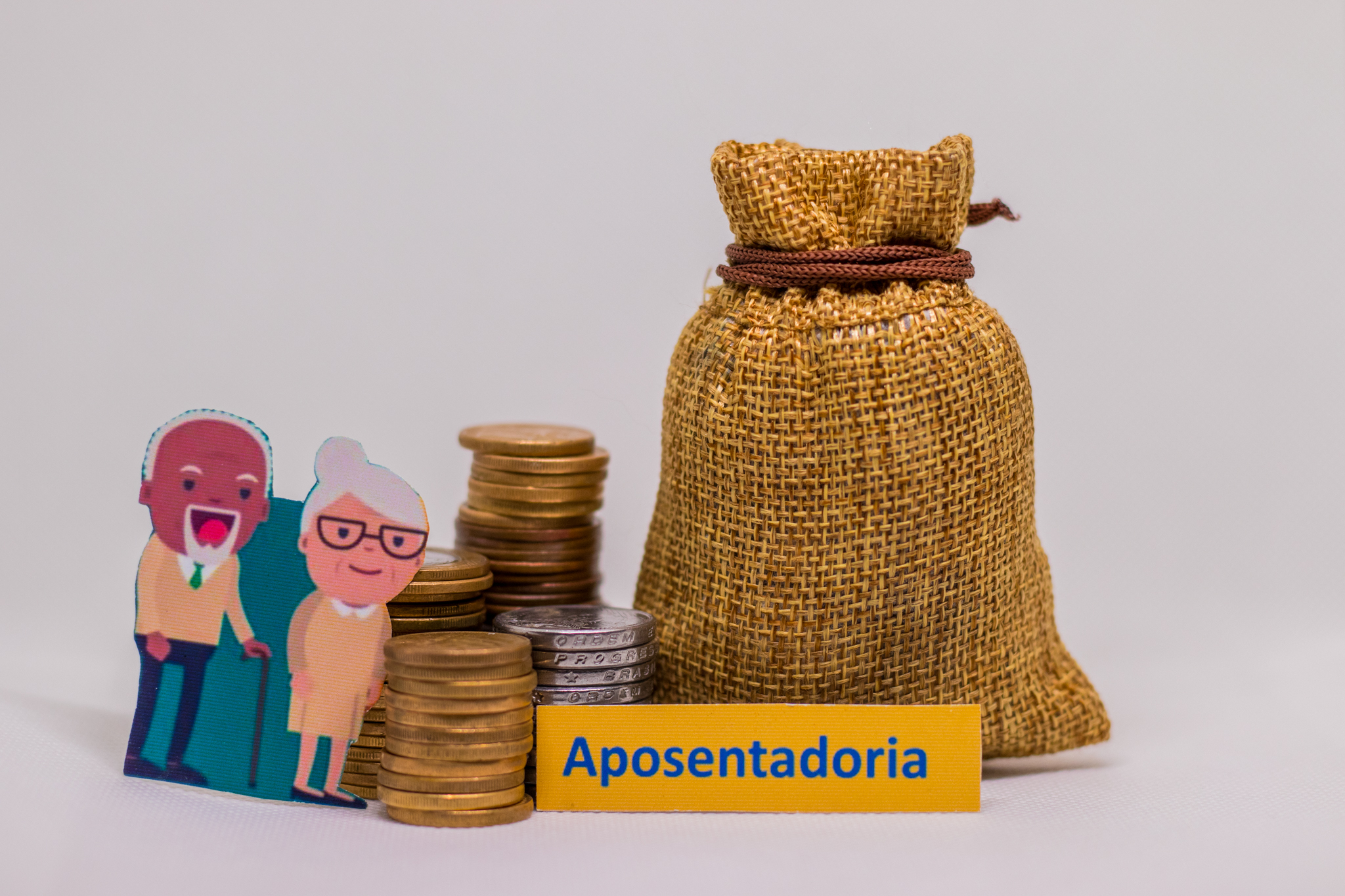 O prazo para pagamento do consignado deve mudar. Confira o que esperar.