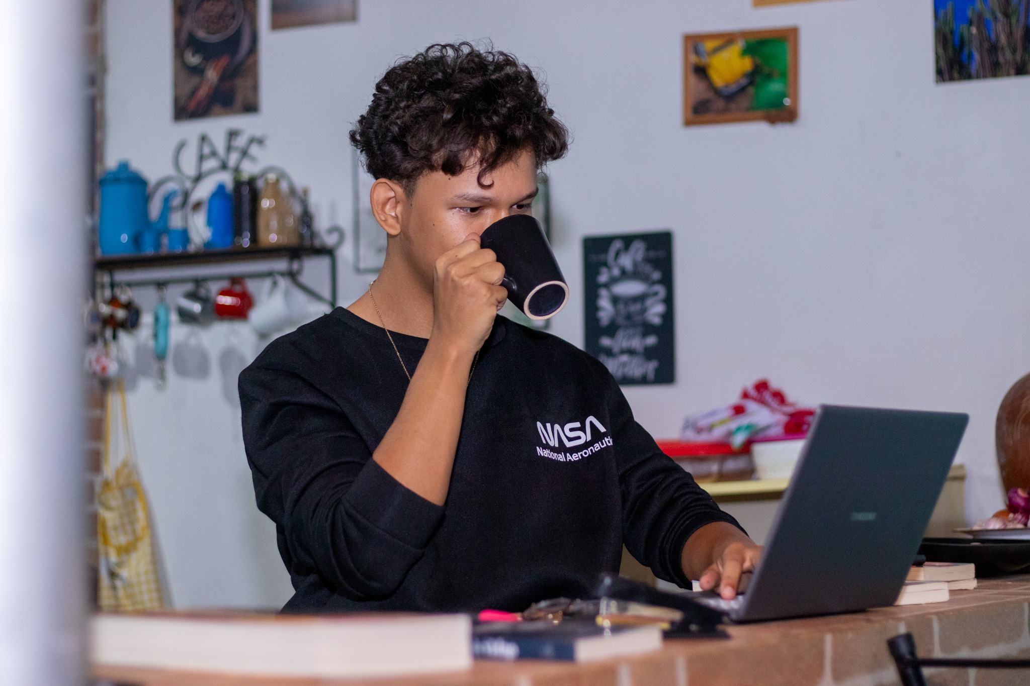 O Programa Todo Jovem na Escola está distribuindo cartões. Veja como tirar o seu.
