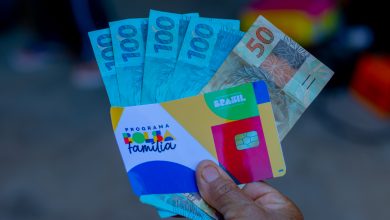 Se você quer se inscrever no Bolsa Família, veja se pode recebendo um salário mínimo.