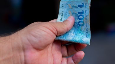 Salário mínimo de R$ 1.801 é aprovado em região do Brasil: quem serão os contemplados?