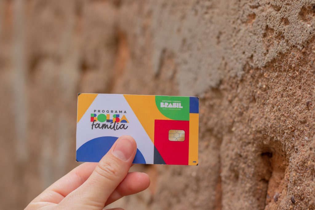 Se você quer se tornar ou já beneficiário do Bolsa Família, veja como fica se abrir uma empresa.
