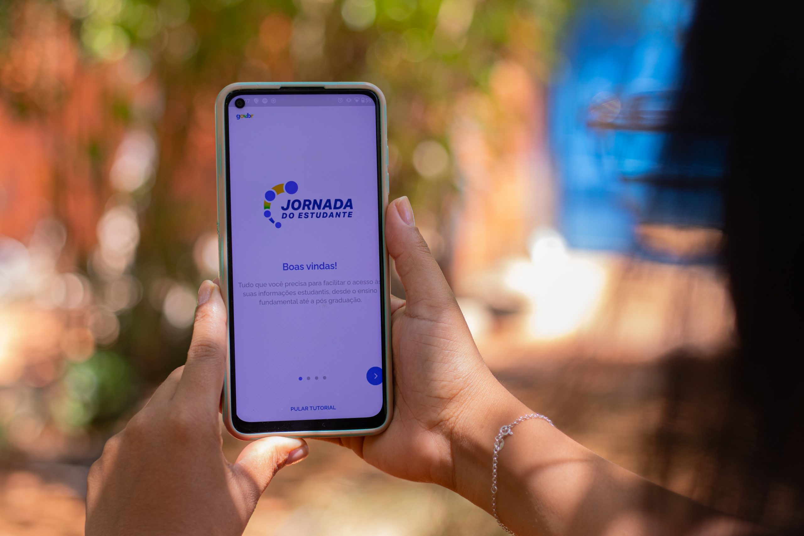 ATENÇÃO estudantes do Pé-de-Meia Licenciaturas: prazo para concluir cadastro está ACABANDO!