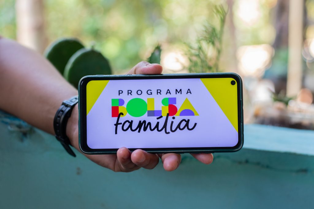 Atualização no sistema do Bolsa Família merece atenção de beneficiários