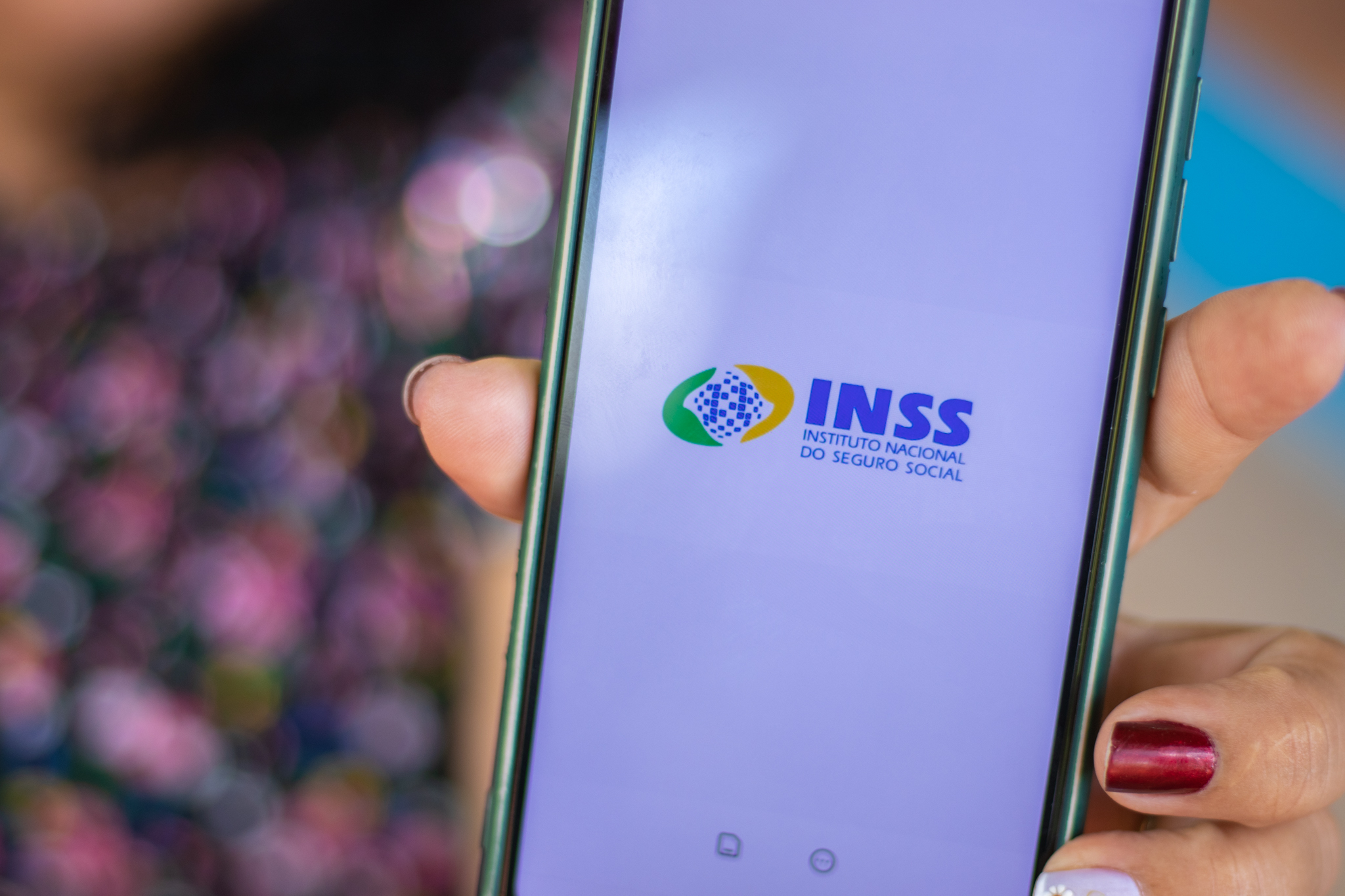 Benefício do INSS demorando? Saiba como acelerar o seu processo de solicitação