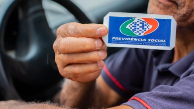 Cartão do INSS vai facilitar a vida de aposentados e pensionistas do Instituto: peça o seu!