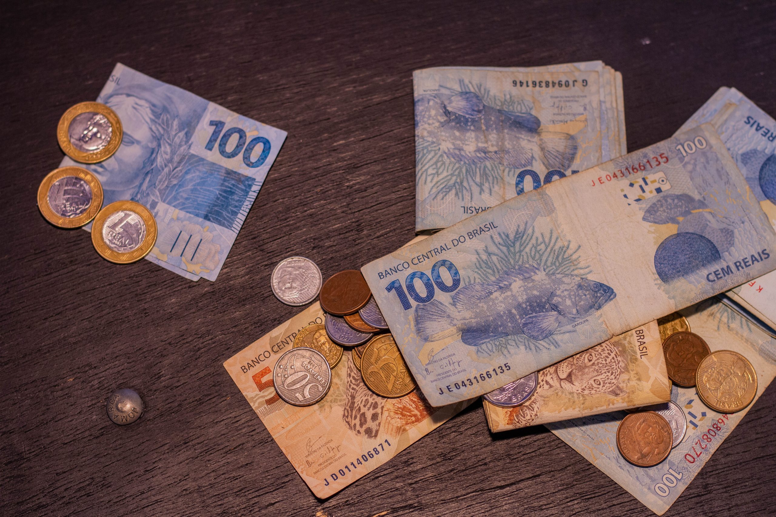 Dinheiro EXTRA anunciado para aposentados do INSS: veja QUEM poderá sacar os valores!