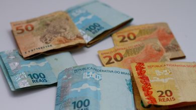 Governo libera parcelas de até R$ 1.518 para quem trabalhou há 24 meses