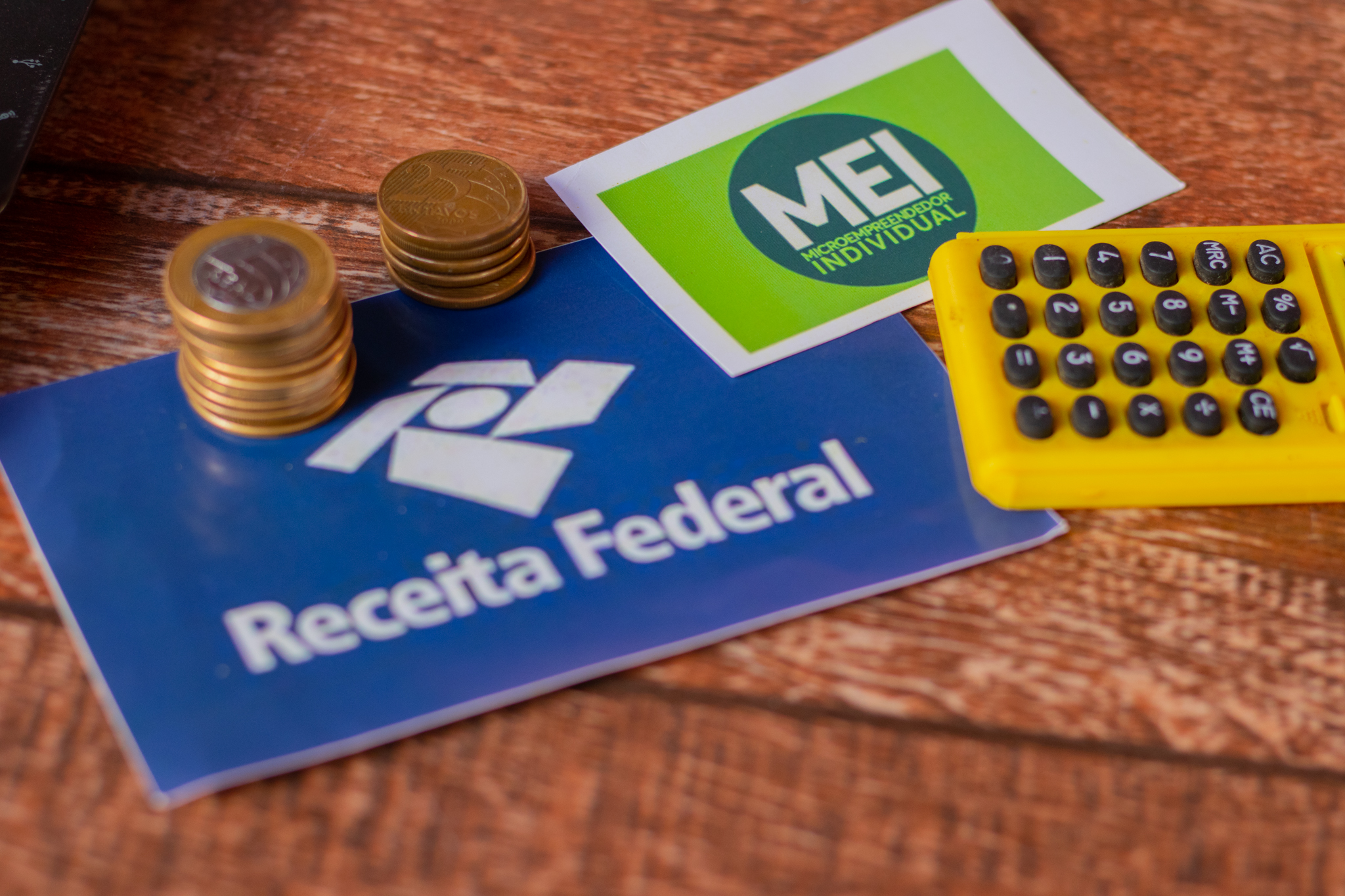 Se você é MEI, tome cuidado para não ficar em débito com a Receita Federal.