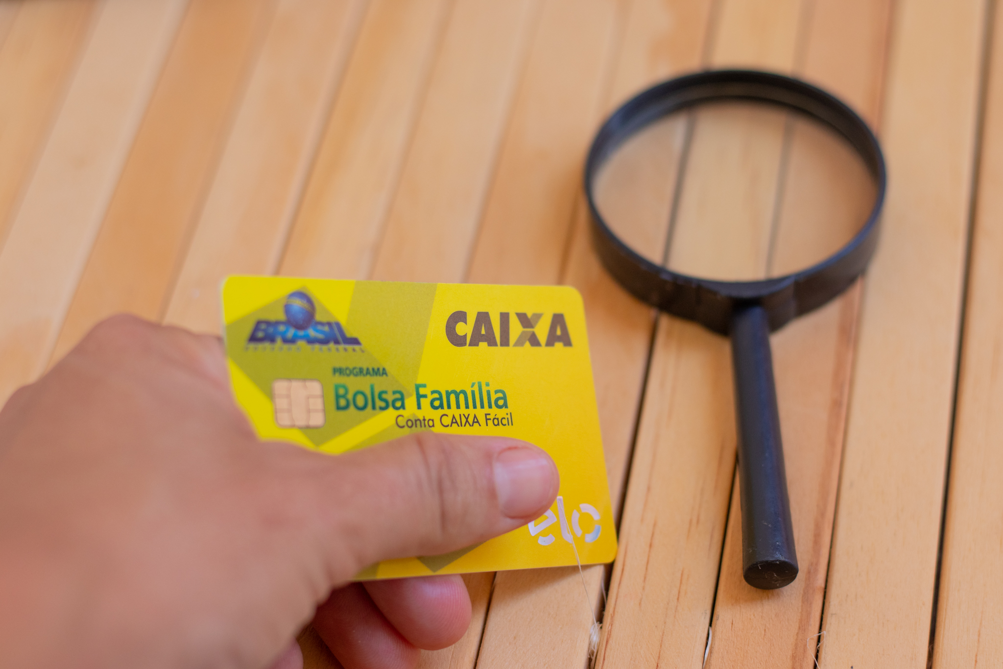 NA MIRA: BPC e Bolsa Família se tornam alvo do Governo em novo PACOTÃO de cortes