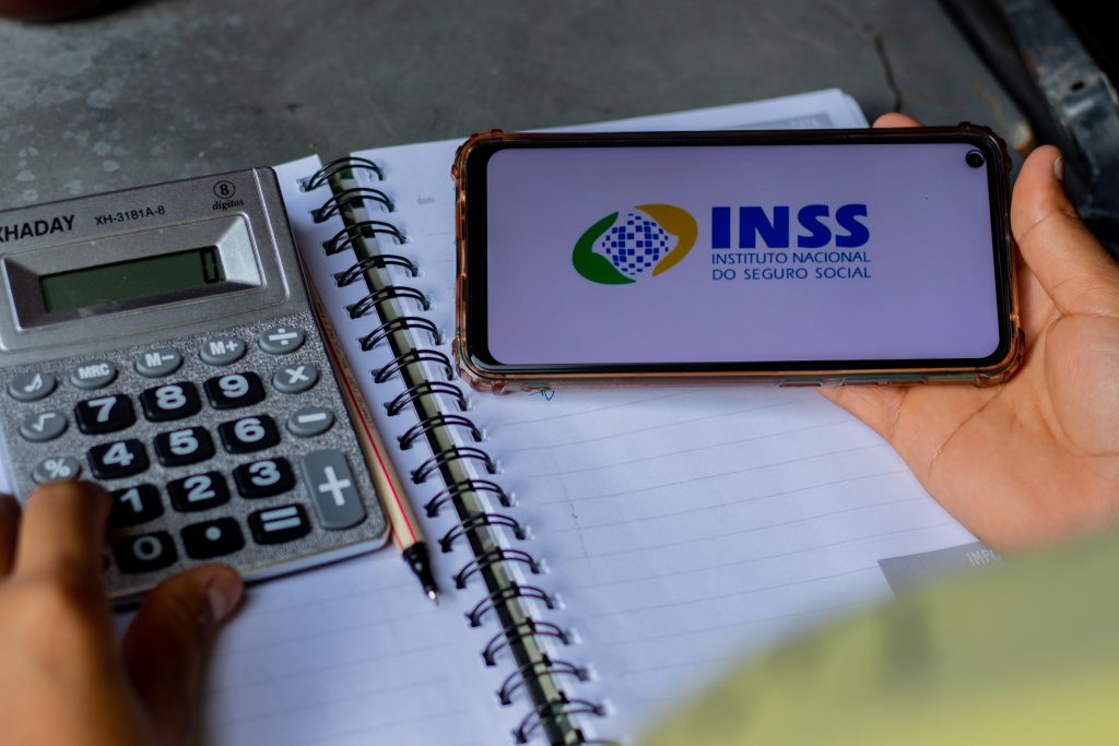Pagamento em dia: confira novas alíquotas do INSS para 2025