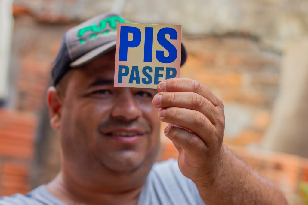 Os trabalhadores que vão receber o PIS/Pasep não podem perder as datas de repasse.