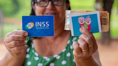 Pagamentos retroativos do INSS estão sendo liberados aos poucos; aprenda a consultar