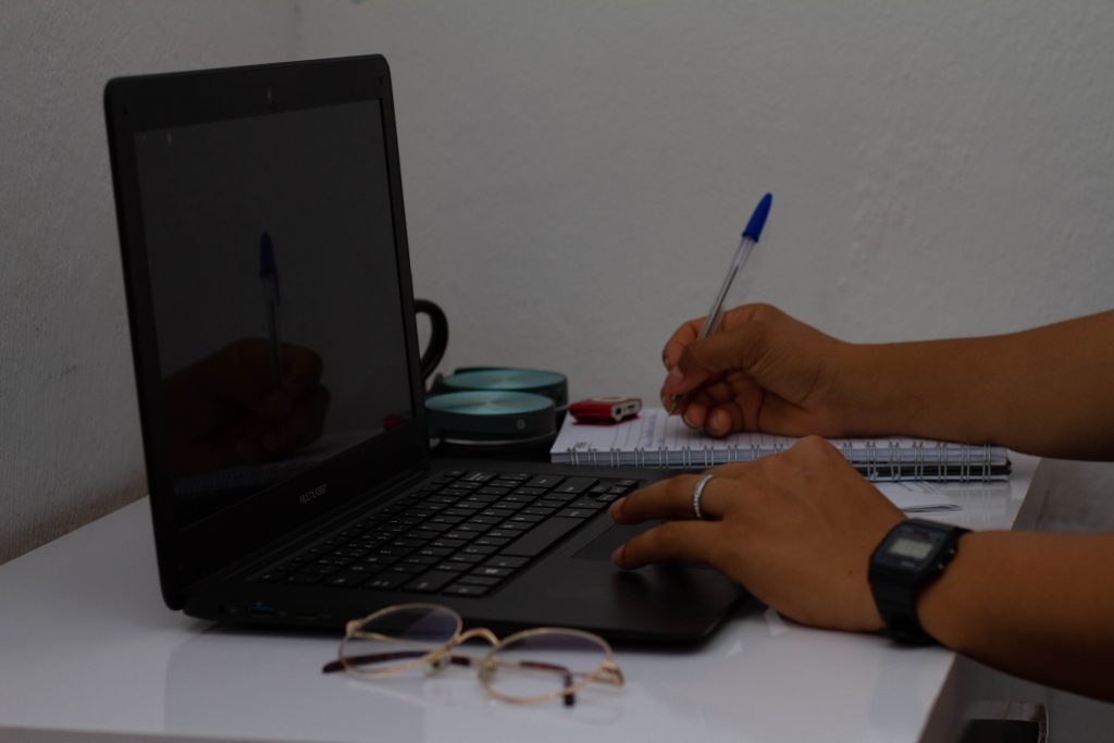 Se você é professor, veja como se inscrever no Programa Mais Professores.