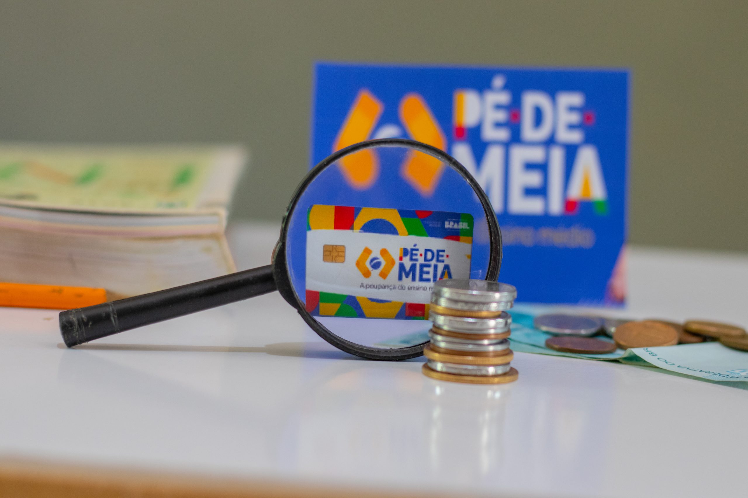 Programa Pé-de-Meia 2025.