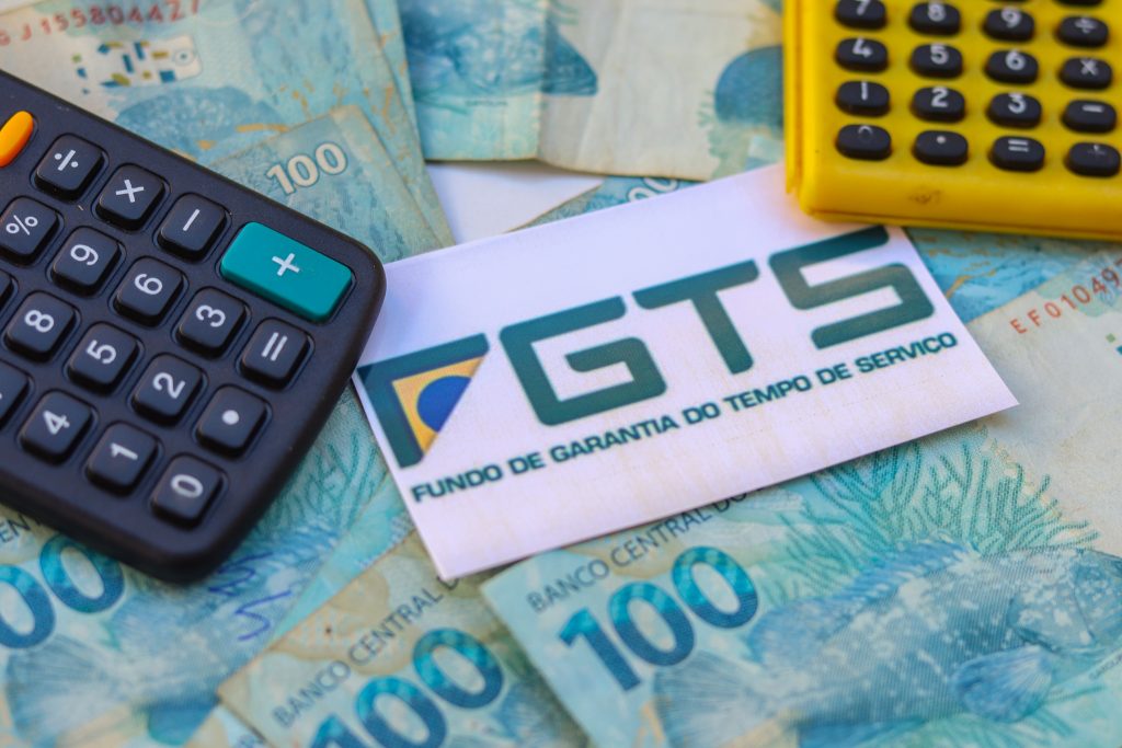 Em breve, os trabalhadores que optaram pelo saque-aniversário poderão receber os pagamentos do FGTS.