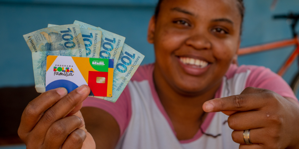 Quer saber qual o Banco que faz empréstimo do Bolsa Família em 2025 Entenda tudo antes de contratar