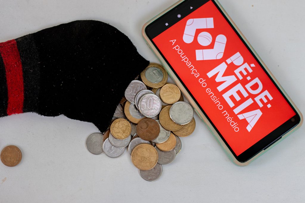 Se você é beneficiário do Pé-de-Meia, veja o que pode acontecer com o benefício em breve.
