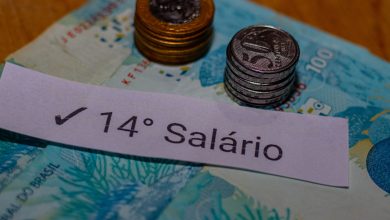 Trabalhou em 2023? Confira requisitos para sacar 14º salário em 2025