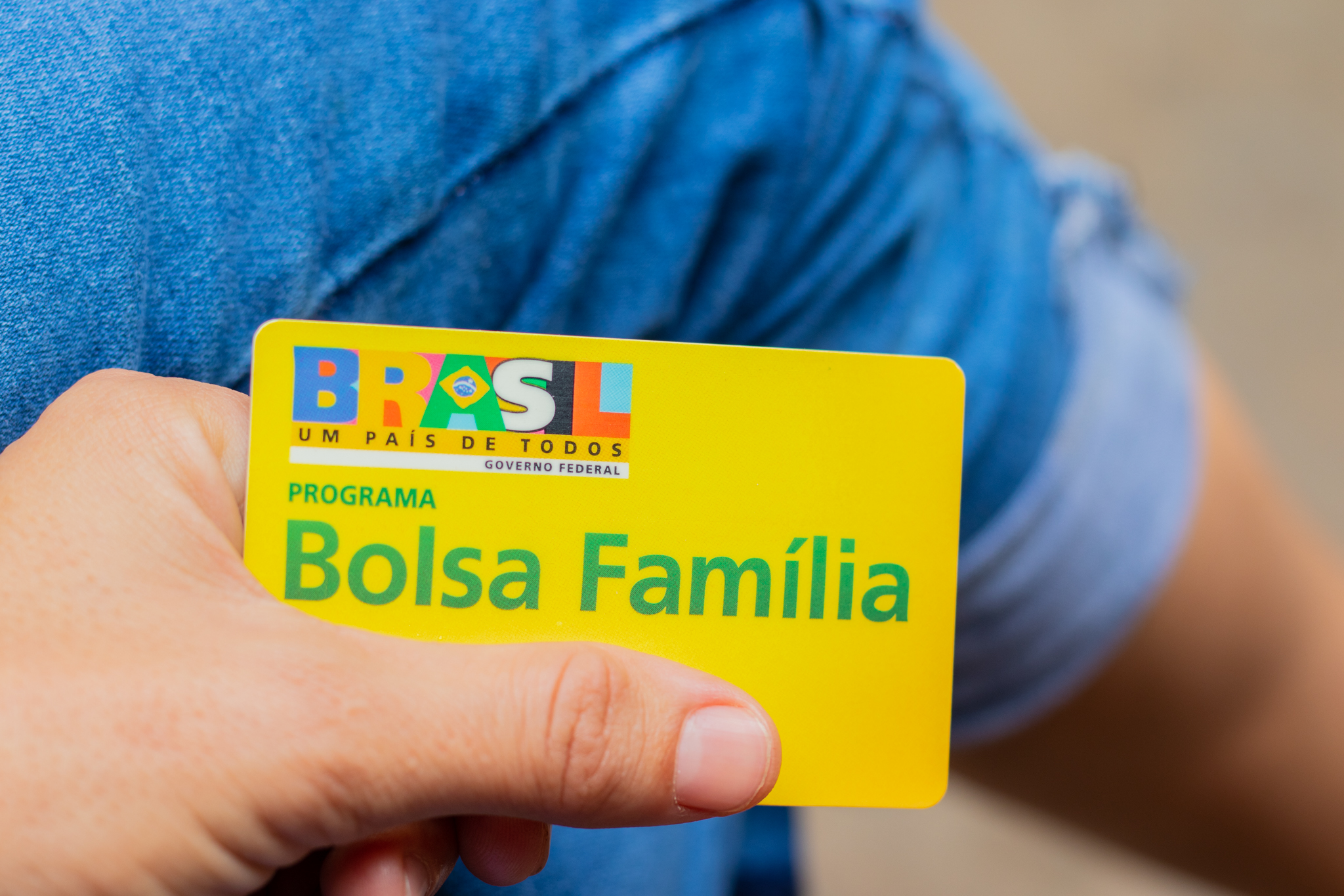 VALENDO! Novas regras do Bolsa Família já estão em vigor e você precisa ter muito CUIDADO