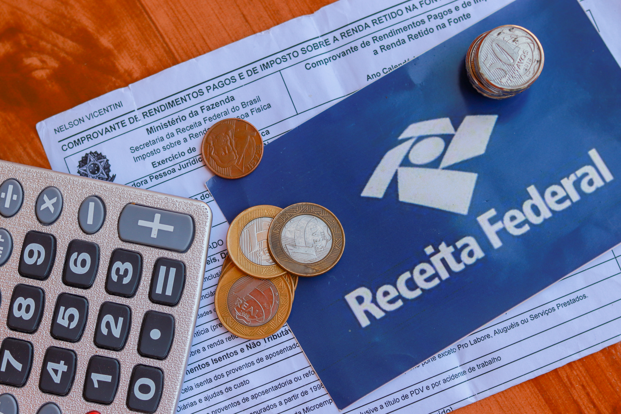 Vai declarar o Imposto de Renda? Confira o calendário de restituição com todas as DATAS