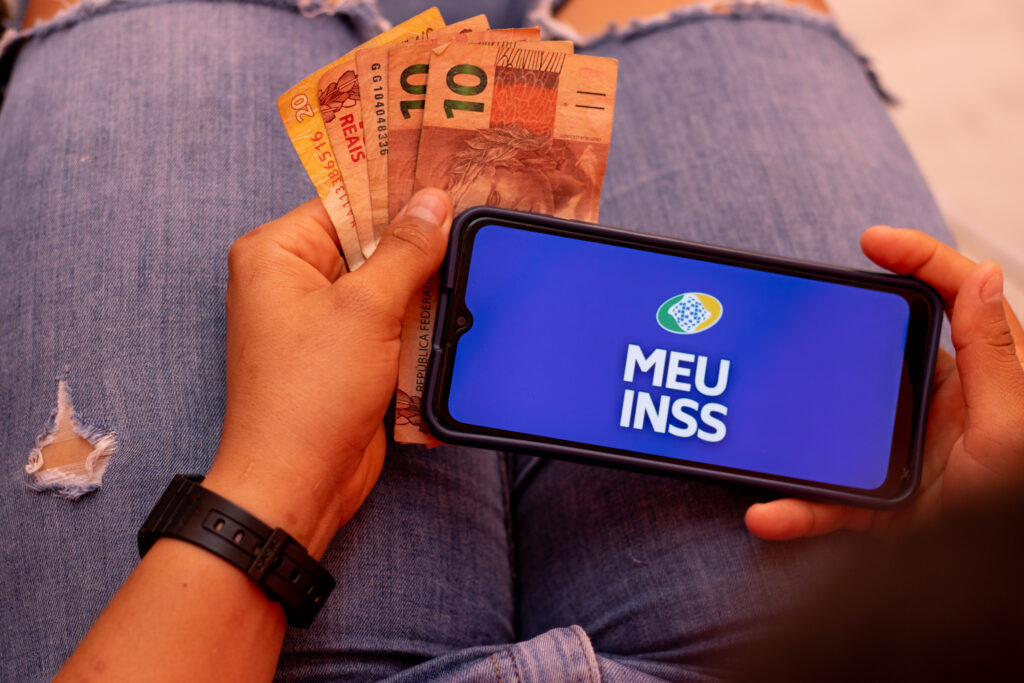 Atrasados do INSS serão distribuídos para quem recebeu benefícios no passado; saiba mais