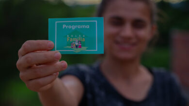 Bolsa Família é retomado pelo governo após pausa no calendário de pagamentos; veja seu dia!