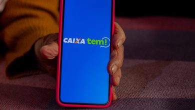 Caixa Tem libera saque emergencial em abril com valor acima do salário mínimo: quem tem direito?