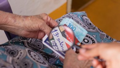 Décimo terceiro salário do INSS tem calendário revelado: primeira parcela está CHEGANDO!