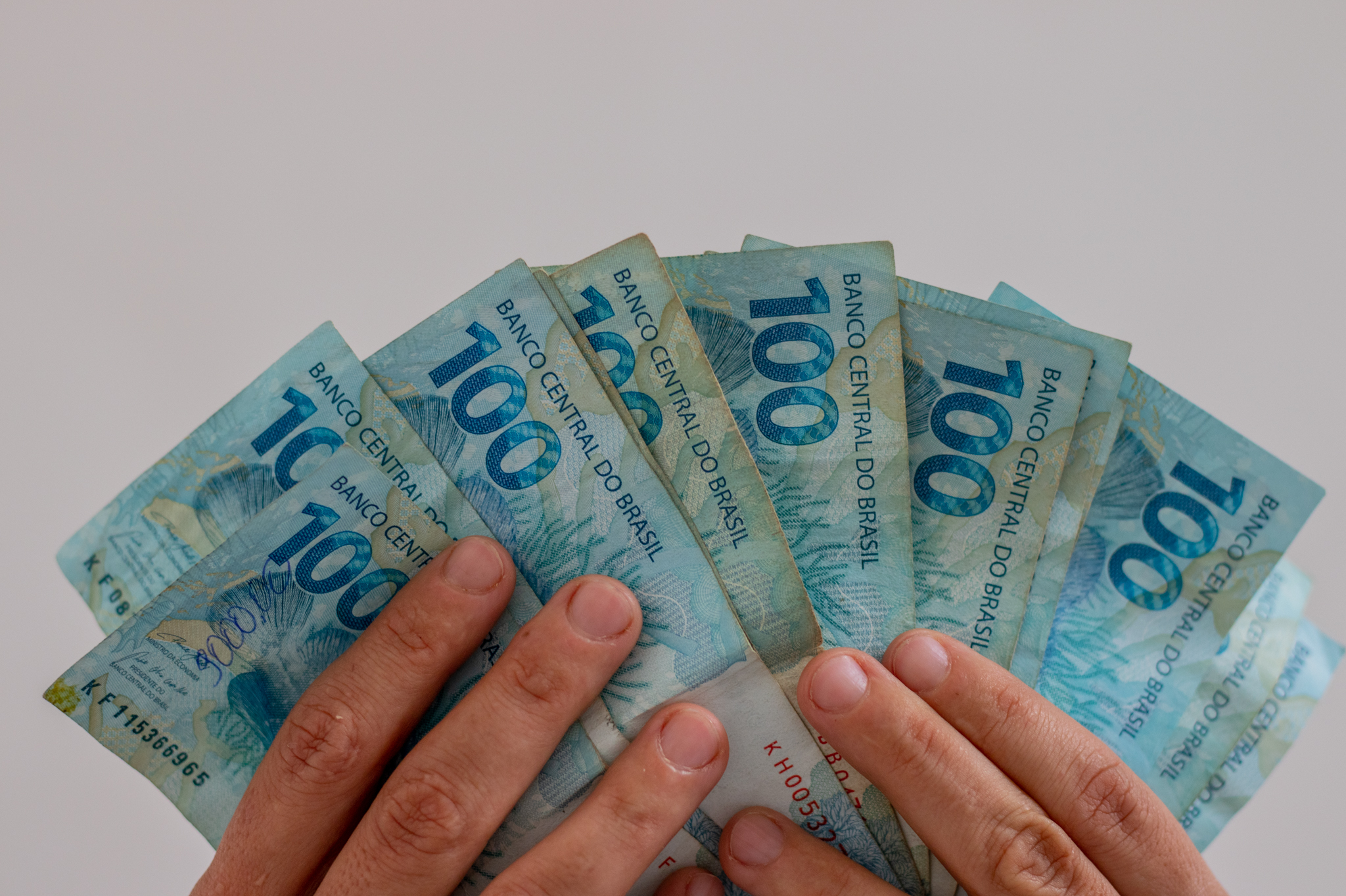 Dinheiro a receber: Banco Central informa que há R$ 9 BILHÕES a serem resgatados