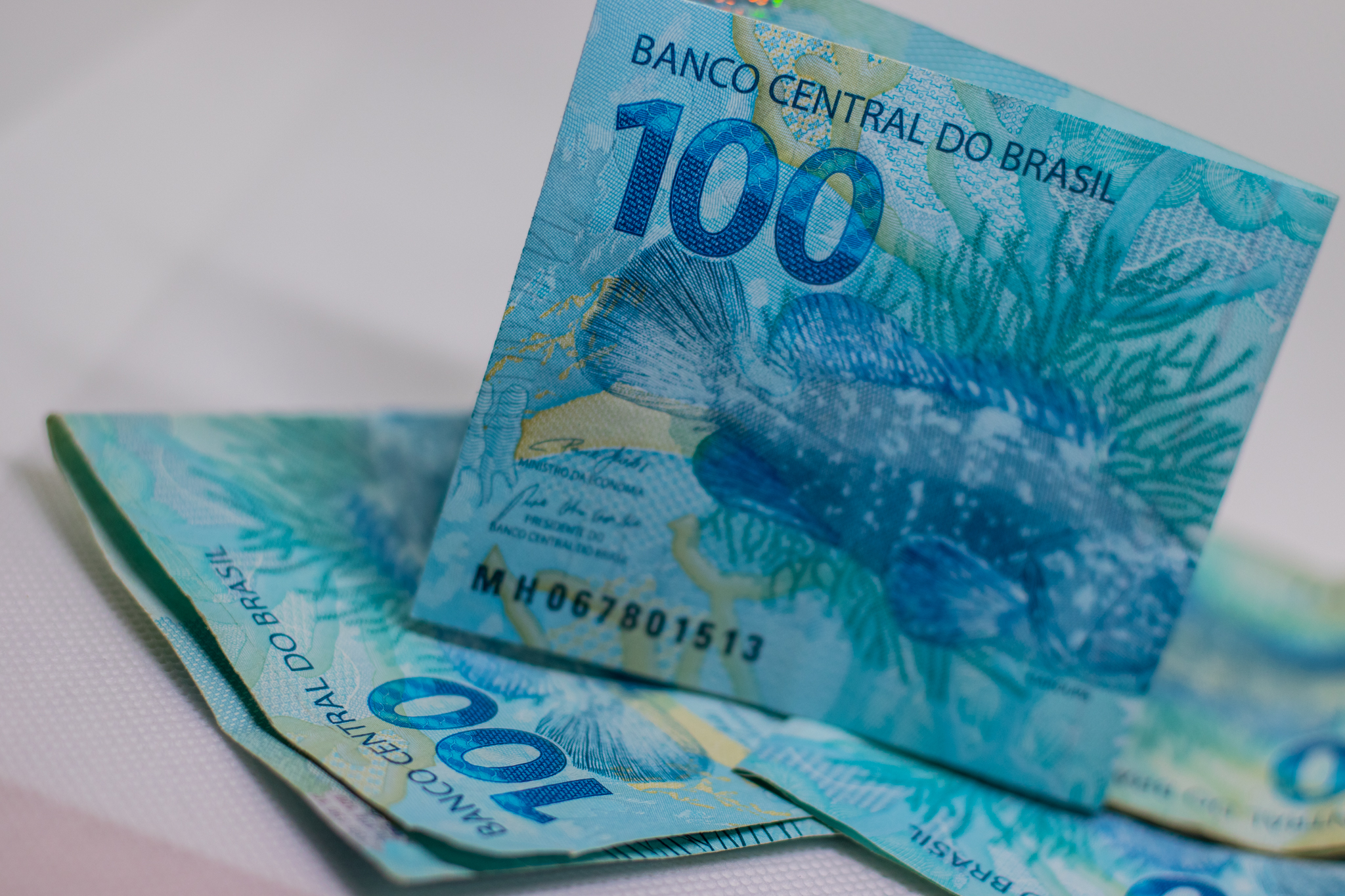 Dinheiro chegando! Confira lista de pessoas que terão direito ao novo abono salarial