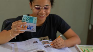 Estudantes do Pé-de-Meia recebem último EXTRA de R$ 200 HOJE (07)