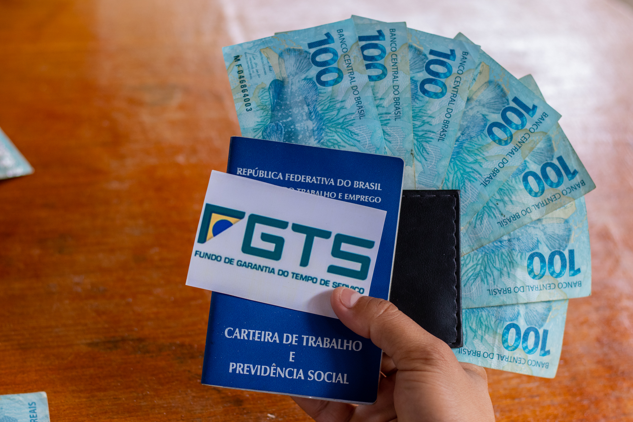 FGTS integral: 37 milhões de brasileiros podem sacar benefício para garantir ovos de Páscoa