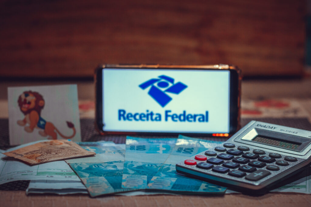 Imposto de Renda 2025: confira nova tabela do IR e descubra de quanto será seu desconto