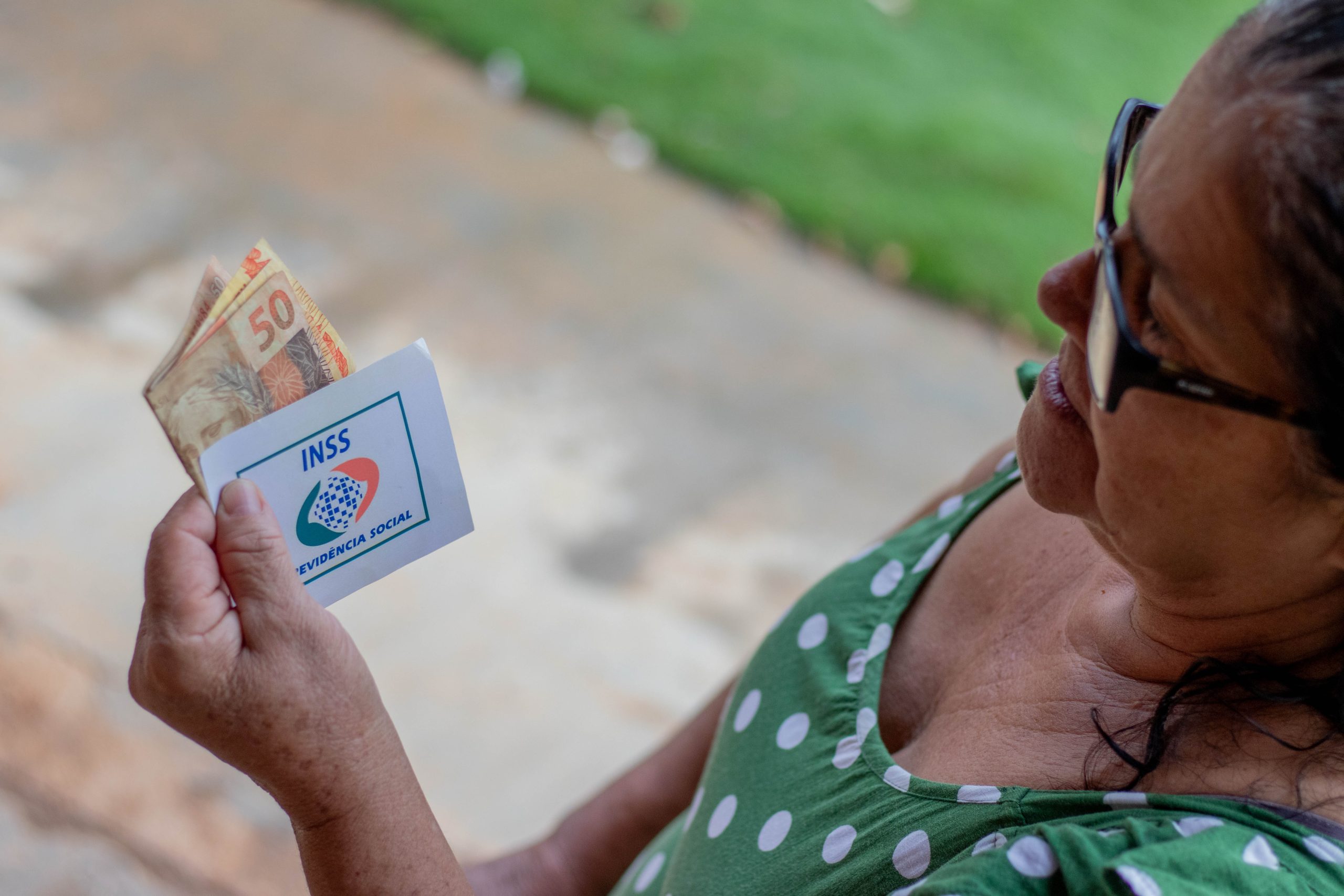 Por ordem da Justiça, INSS terá que desembolsar mais de R$ 2 BILHÕES em atrasados: veja!