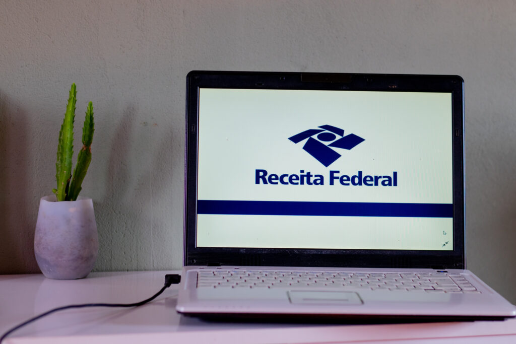Receita Federal alerta sobre golpe do Imposto de Renda que está fazendo várias vítimas: cuidado!
