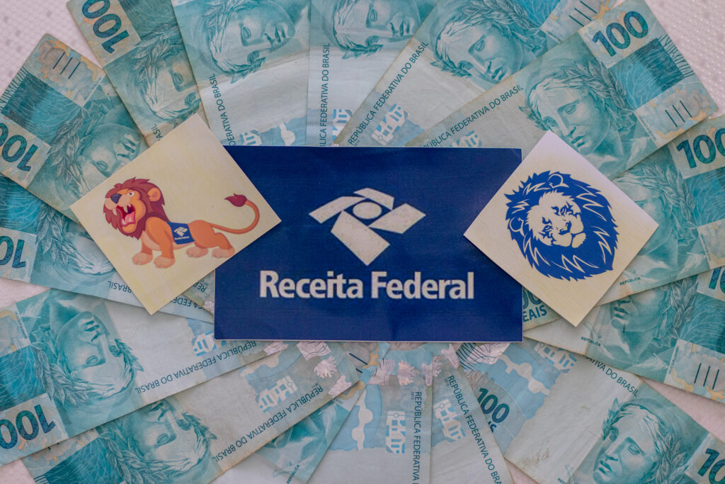 Receita Federal notifica mais de 200 mil contribuintes que caíram na malha fina do IR