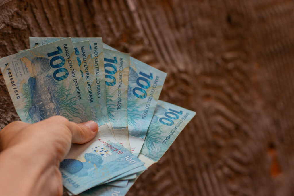 URGENTE! Auxílio de R$ 1,5 MIL está disponível para saque somente até 30 de abril