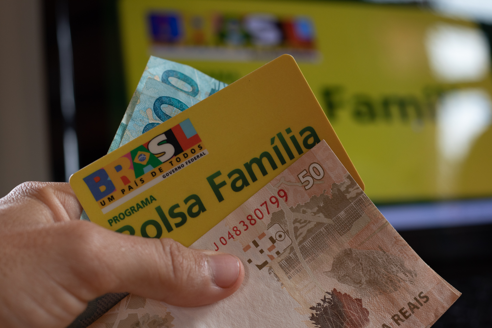 Valor inédito: Bolsa Família prepara nova rodada de parcelas com saques de até R$ 899
