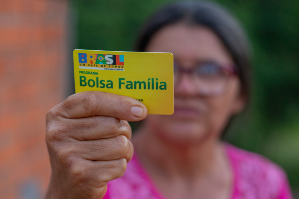 ATENÇÃO, beneficiário: nova regra do Bolsa Família pode cancelar auxílio em menos tempo